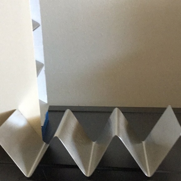 New 3 Taco Holder 1800 Tequila Set - Picture 5 of 5